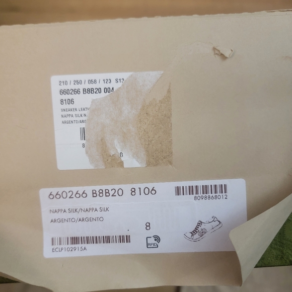 GUCCI Ace Low-top Silver Sneakers - Picture 16 of 16